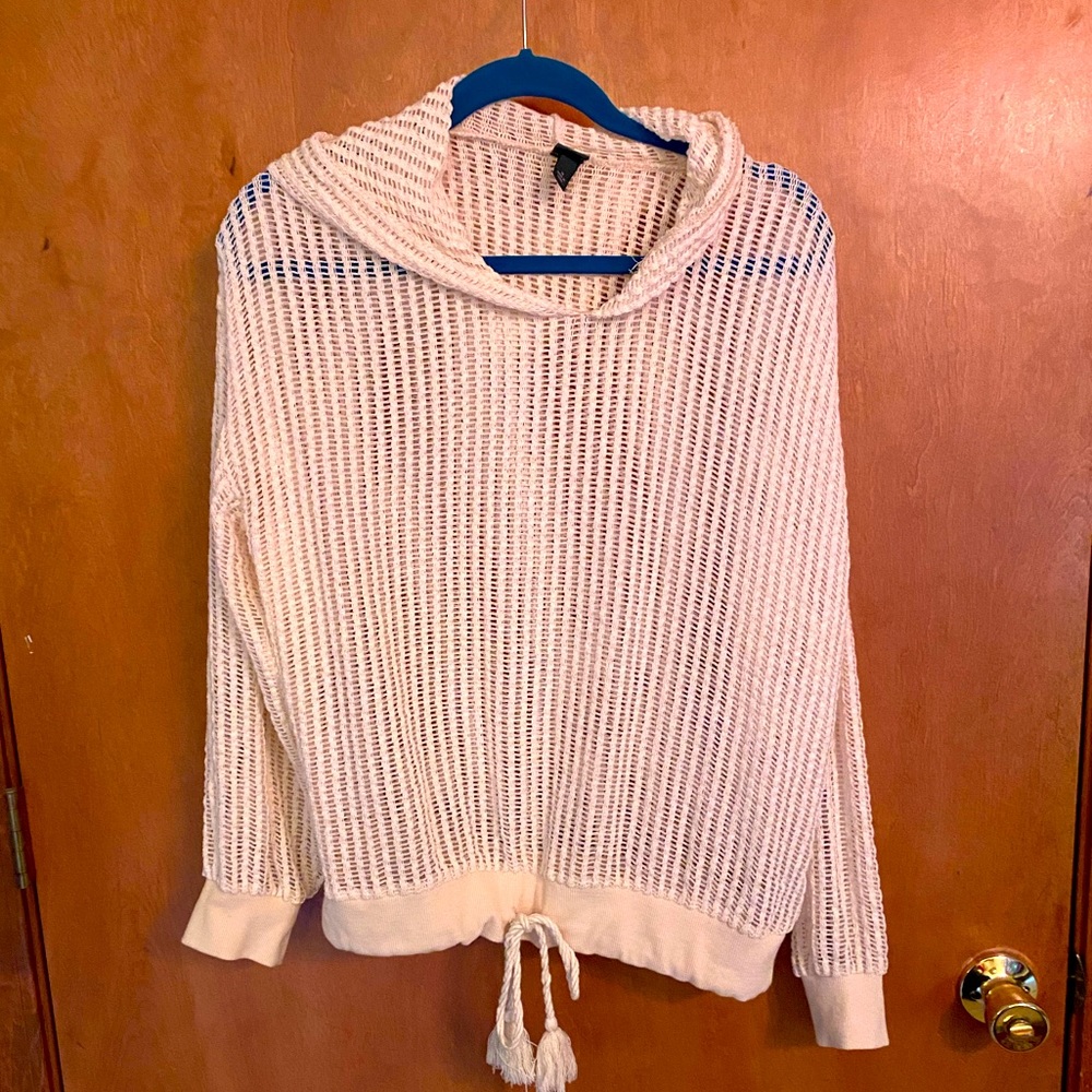Wild Fable open weave hooded sweater size M